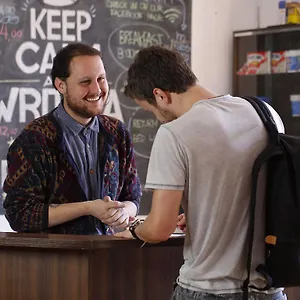  Hostel Cafe
